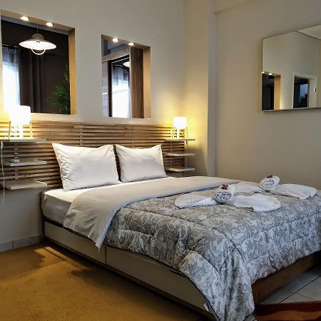 City House 3 Каламата Экстерьер фото